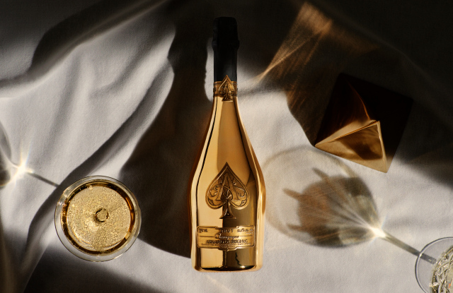 LVMH compra el 50% de la marca de champagne del rapero Jay-Z