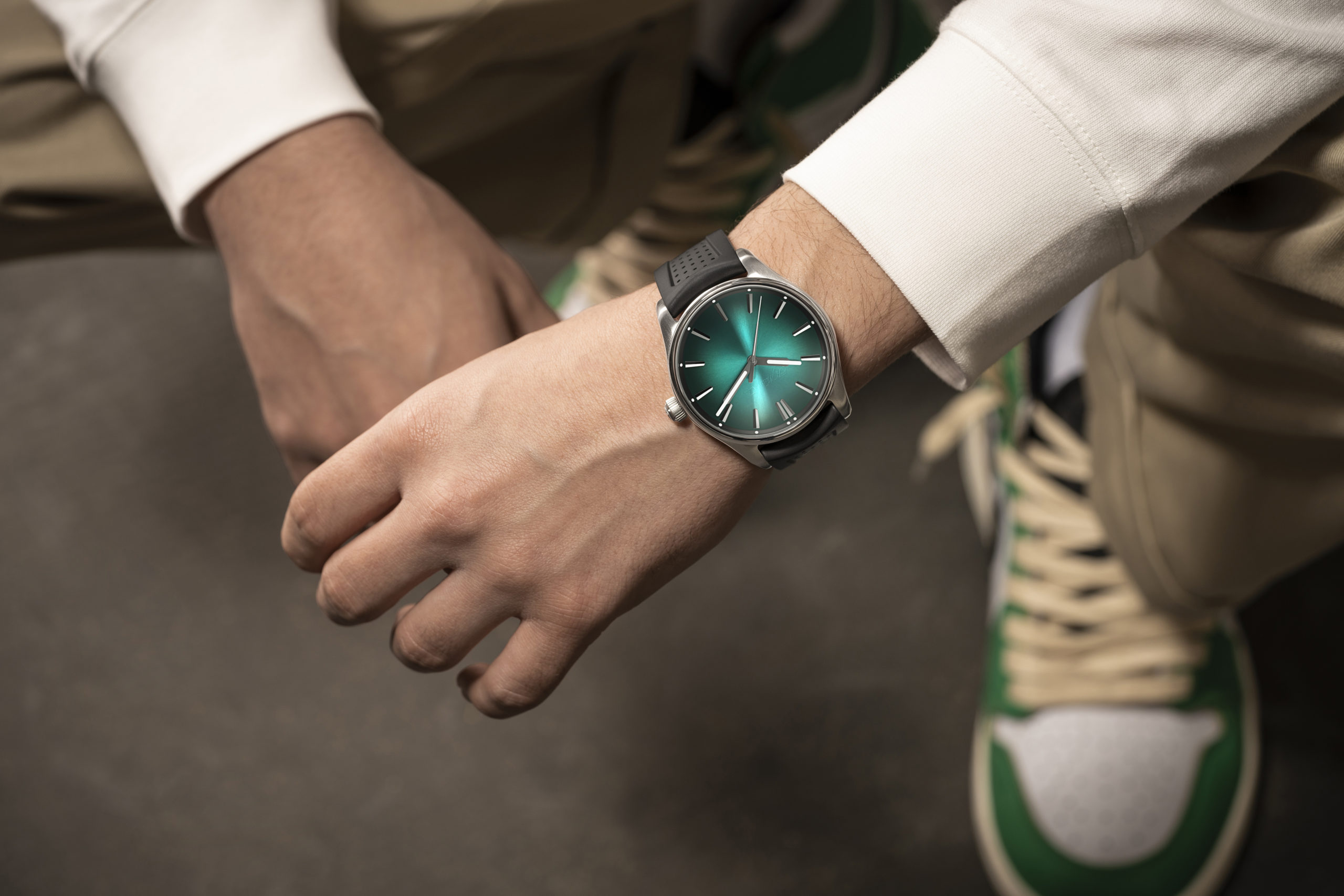Louis Vuitton: Su nuevo reloj Tambour Street Diver y sus