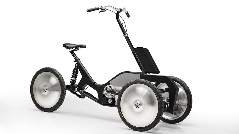 Arcimoto presentó este nuevo y ágil triciclo eléctrico que puede inclinarse  como una bicicleta