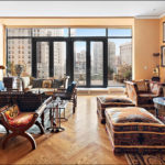 Este penthouse en NY viene con muebles que pertenecieron a Gianni Versace